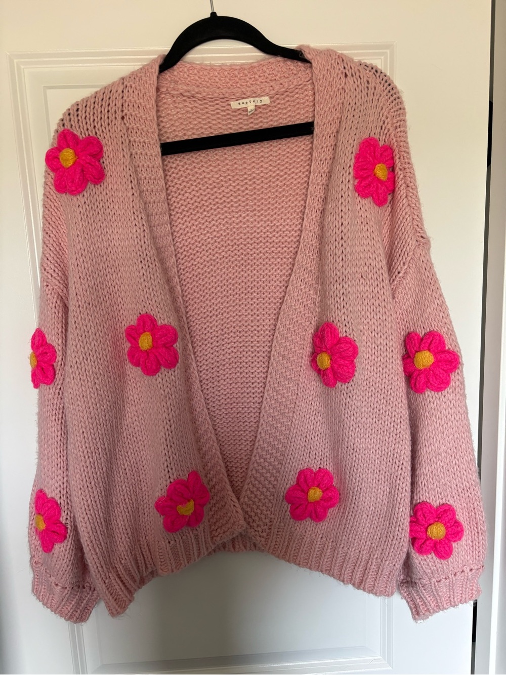 Baevely Pink Flower Cardigan